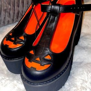 Brand new never worn hot topic Halloween exclusive